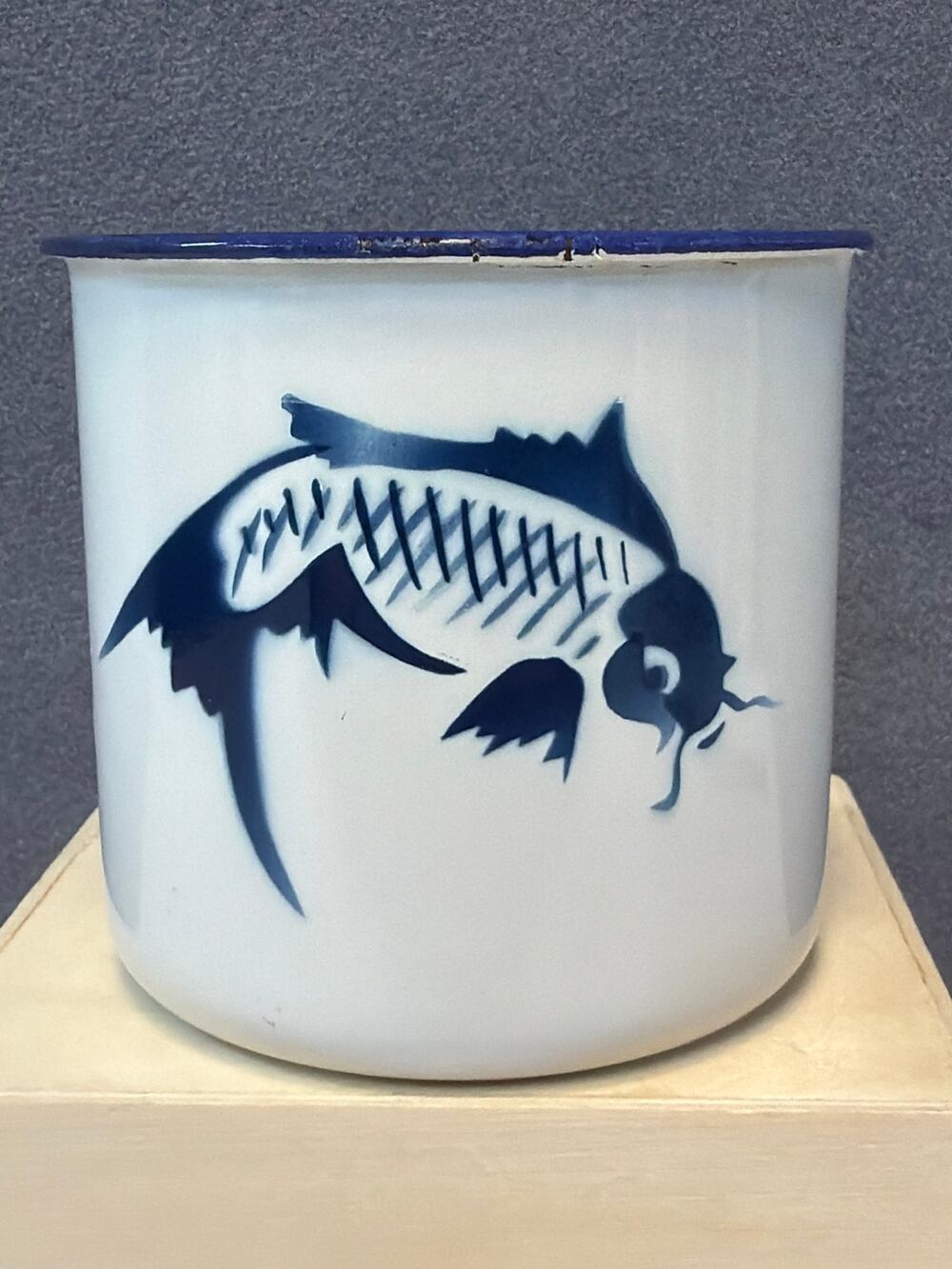 Vtg Butterfly Brand Enamel Mug White Blue Enamelware Koi Fish Fishing Camping
